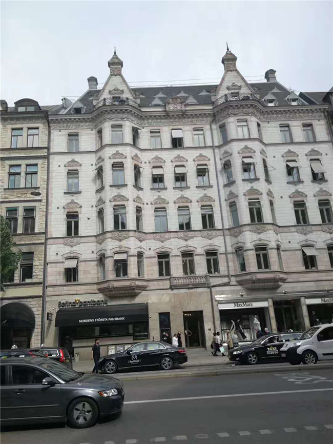 北歐+俄羅斯14日游集錦 沙尼亞首都塔林、諾貝爾文學(xué)研究院、天主教堂、王宮和皇家圖書館