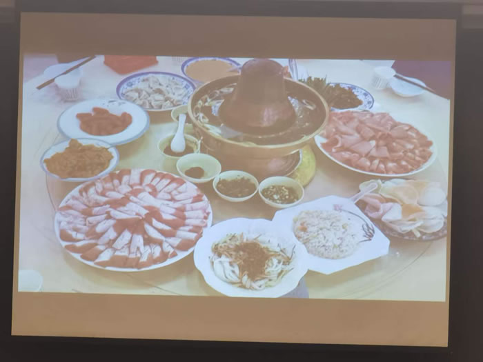 綿陽中旅行假日旅行社舉行胡楊林、南疆專列推薦會